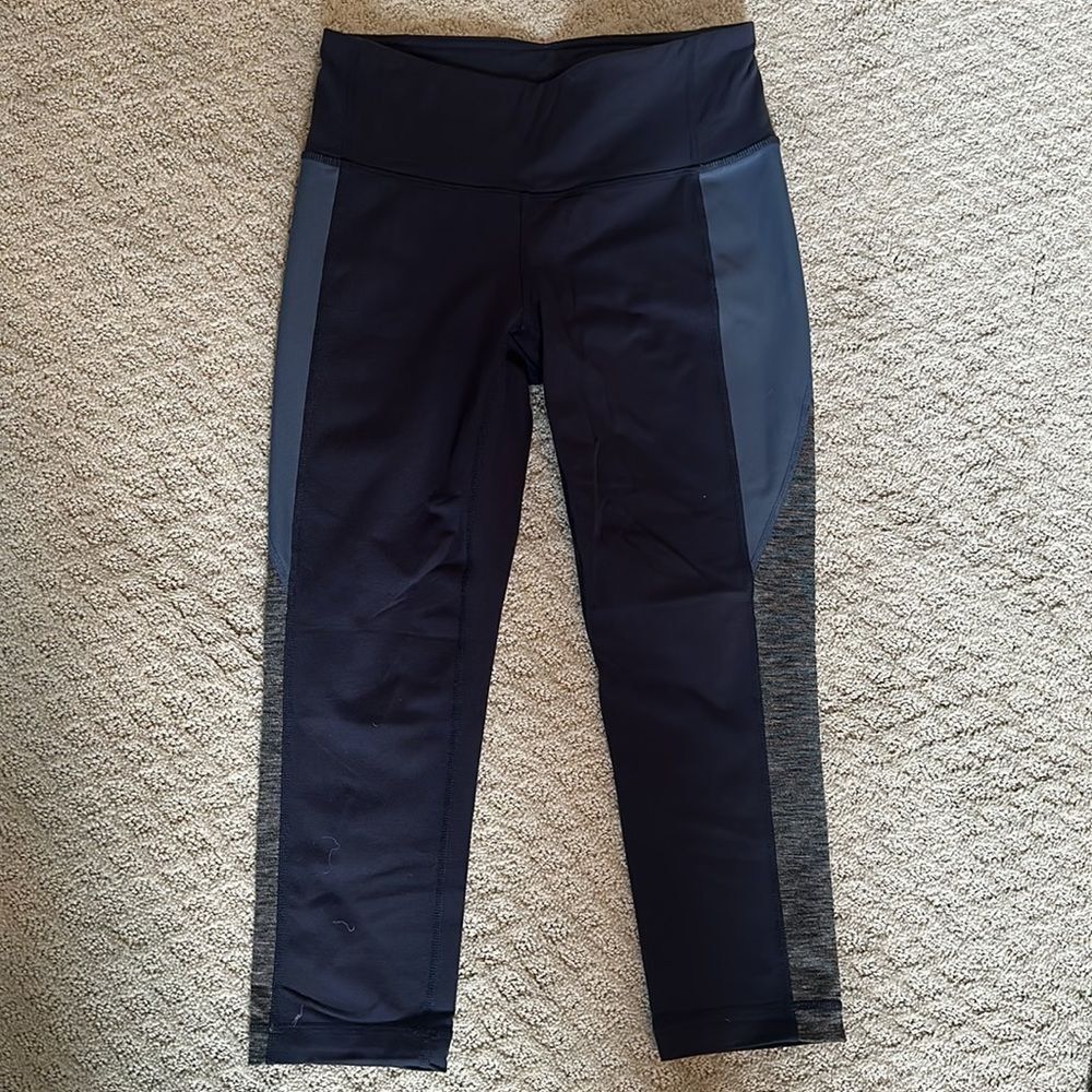 ATHLETA Shine Revelation Crop Colorblock Pants Blue Skinny Legging 351414 Sz S
